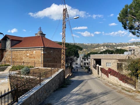 Saint Georges Church Greek Orthodox — photograph 2