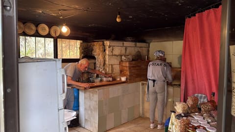 Krikor Bakery — photograph 5