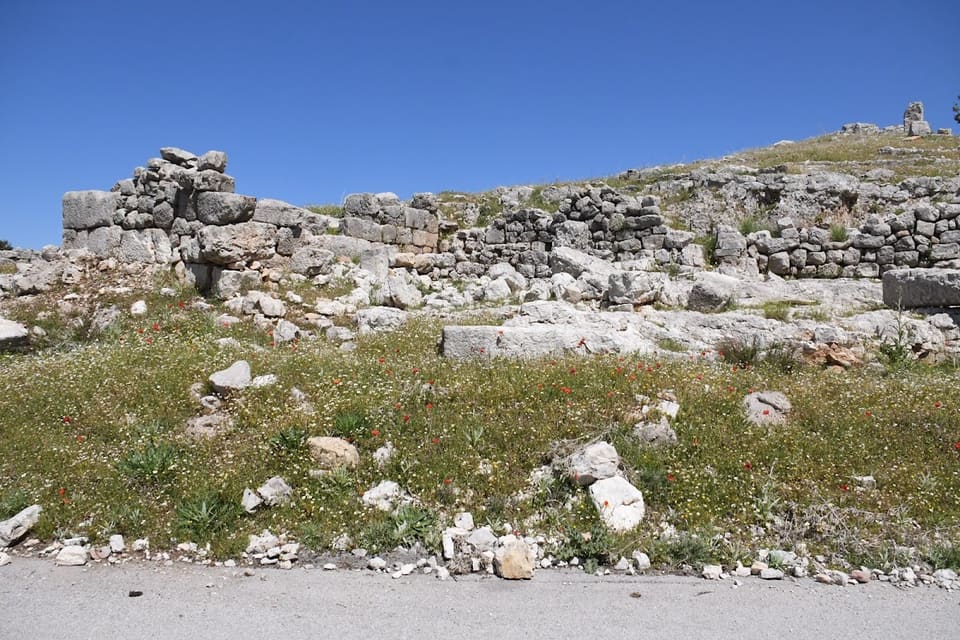 Unidentified Ruins