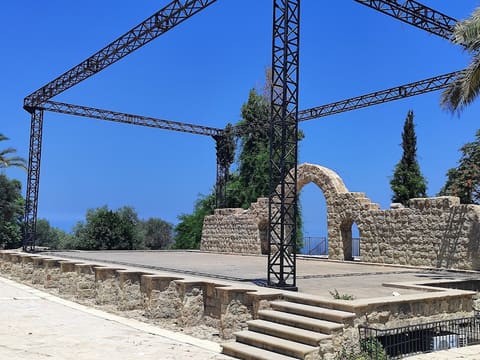 Roman Amphitheatre — photograph 3