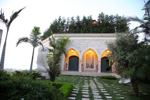 Maison des Jeunes et de la Culture — photograph 2