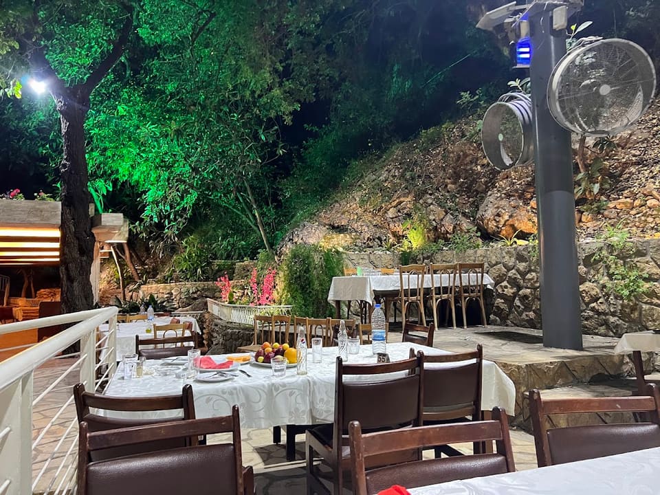 Restaurant al fawar