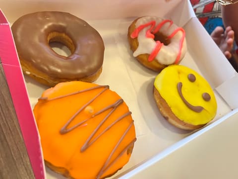 Dunkin' Jal El Dib — photograph 3