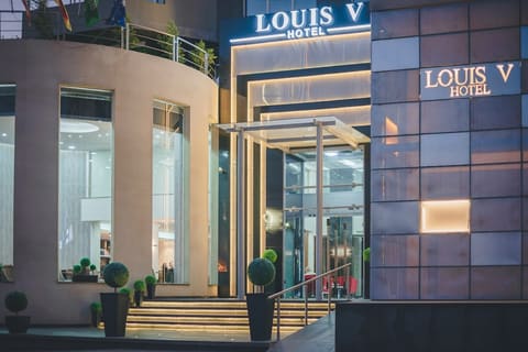 Hotel​ ​Louis​ ​V — photograph 4