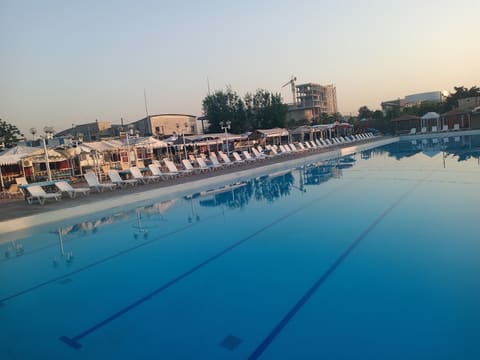 Golden Beach — photograph 2