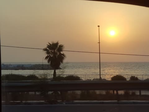 Dbayeh sea side cornish — photograph 3