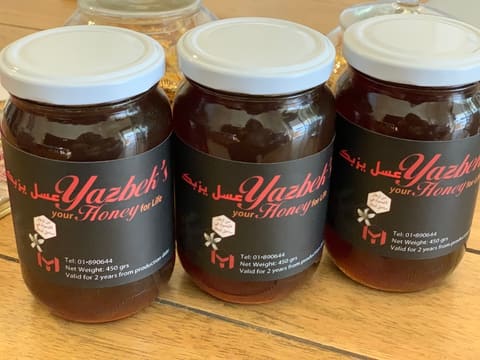 Yazbek Honey — photograph 4