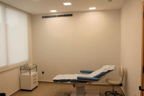 Ever Young Clinics — photograph 3