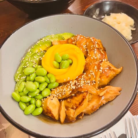 Sushi Bell — photograph 2