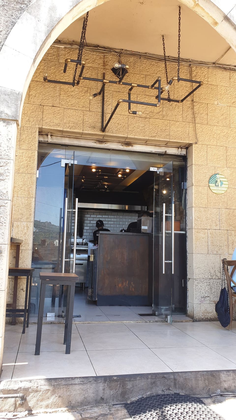 Token, burgers and more