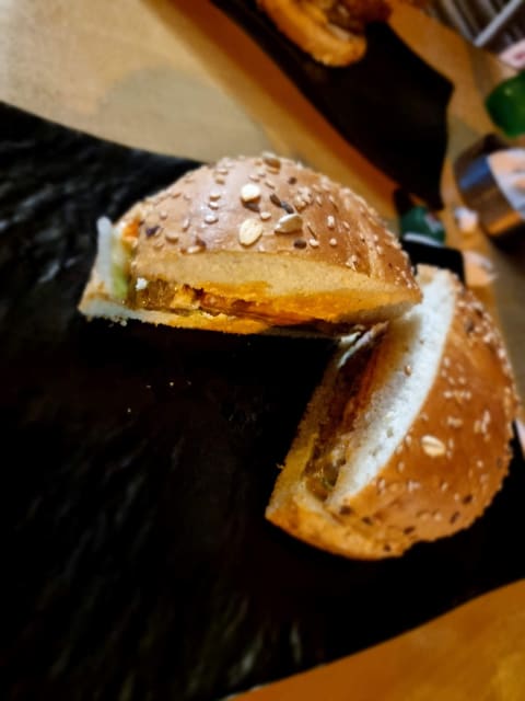 Token, burgers and more — photograph 3