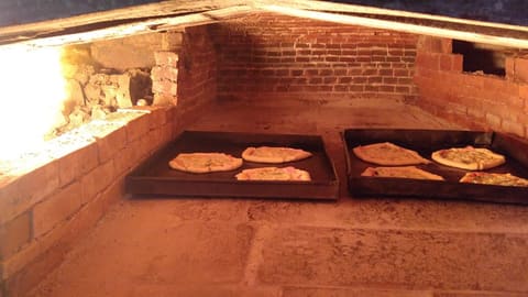 Mouawad Bakery And Rest — photograph 3