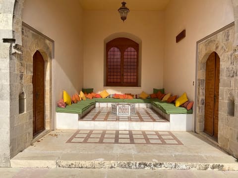 Mir Amin Palace — photograph 6