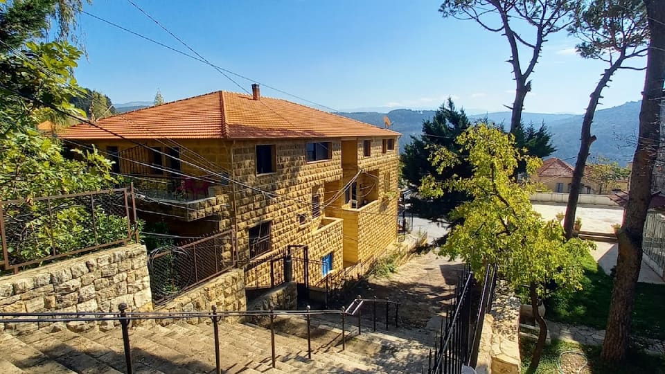 deir el qamar GuestHouse Suiteness
