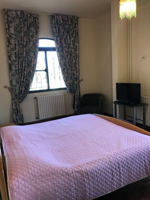La Bastide - Hotel — photograph 3