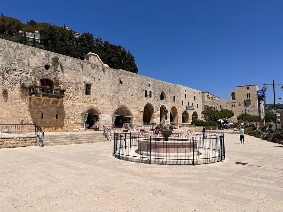 Deir Al Qamar