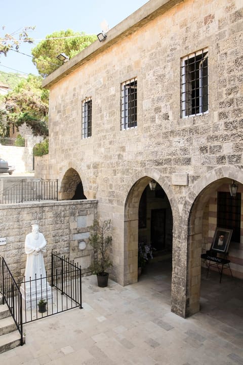 Prophet Elijah Greek Melkite Church — photograph 2
