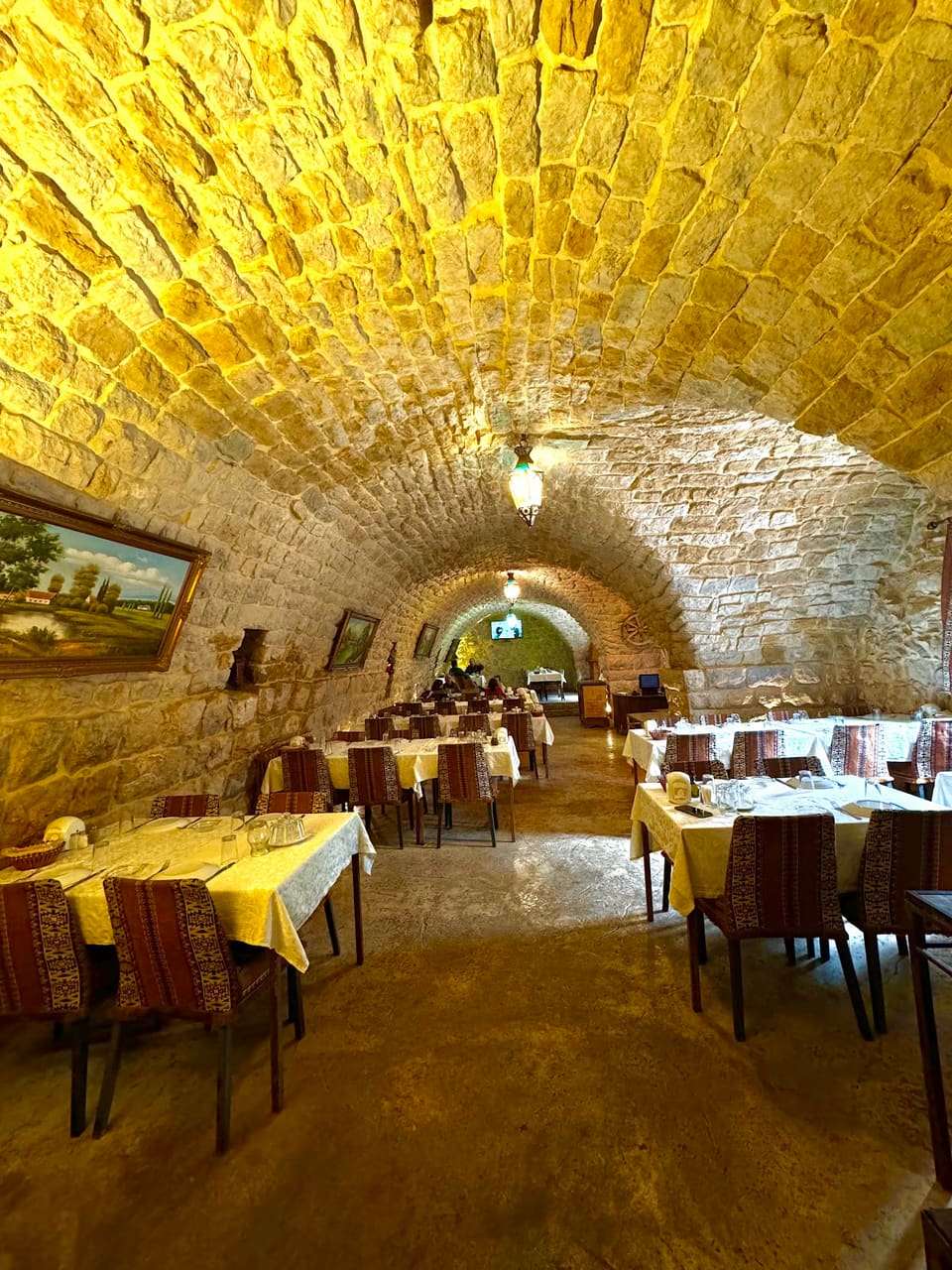 Al Mamlaka Restaurant