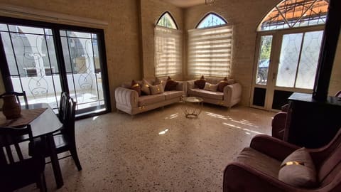 Nathalie's guesthouse — photograph 4