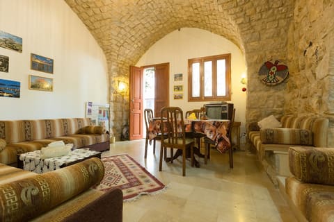 Boustany Guest House — photograph 3