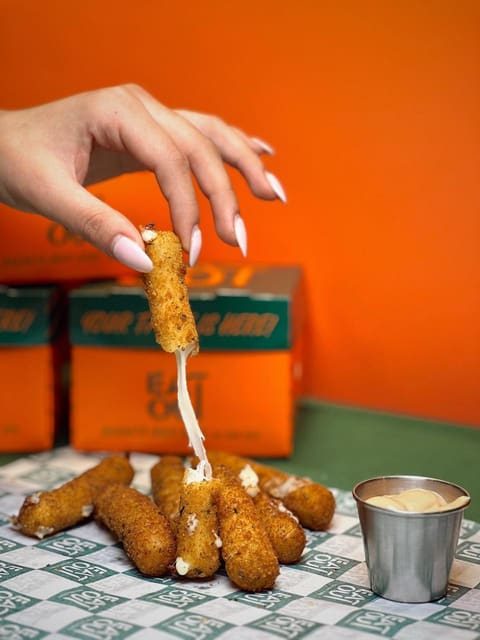 Eatout — photograph 5