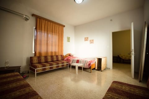 Baadaran Guesthouse — photograph 3