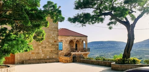 Al Saydeh Catholic Church — photograph 5