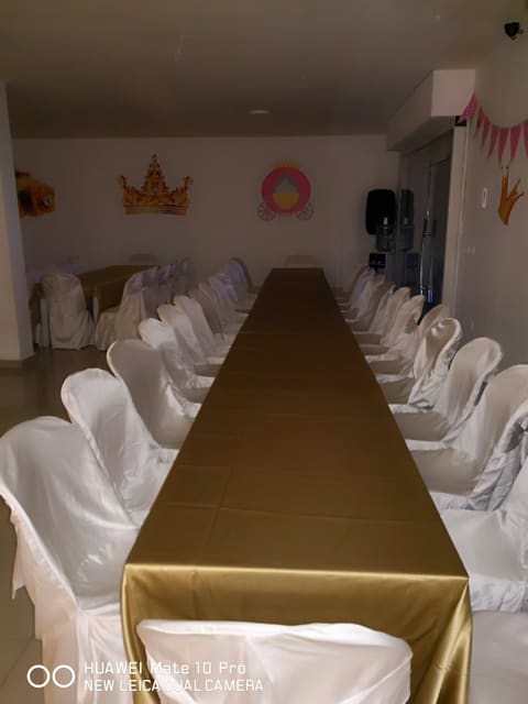 Maballe hall — photograph 6