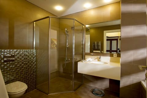 Cherry Blossom Boutique Hotel — photograph 4