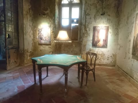 Grand Sofar Hotel — photograph 4