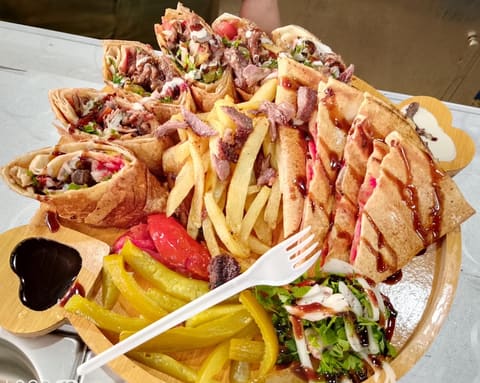Shawarma Haneen — photograph 3