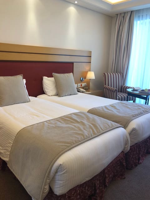 Safir Bhamdoun Hotel — photograph 2