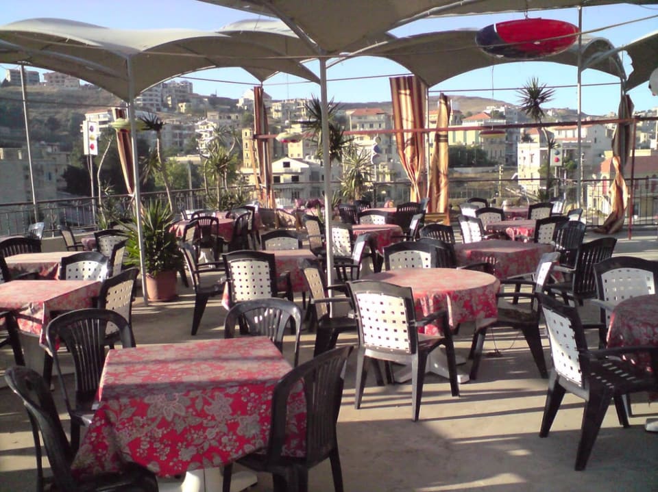 Hotel Moujaes