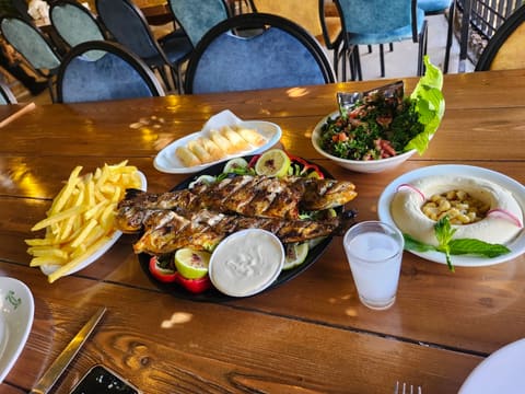 Nabaa Anjar Restaurant — photograph 5