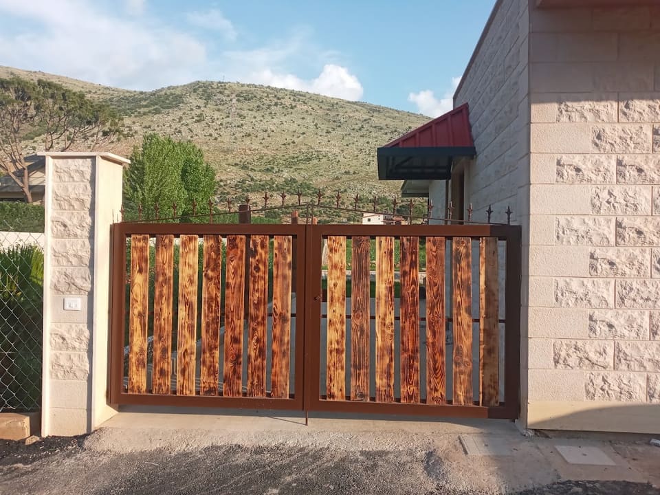 Ayki Guesthouse
