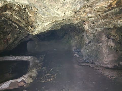 Anjar Upper Cave — photograph 4