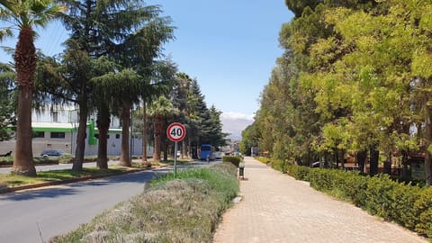 Armenia Square — photograph 4