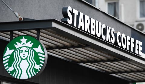 Starbucks — photograph 3