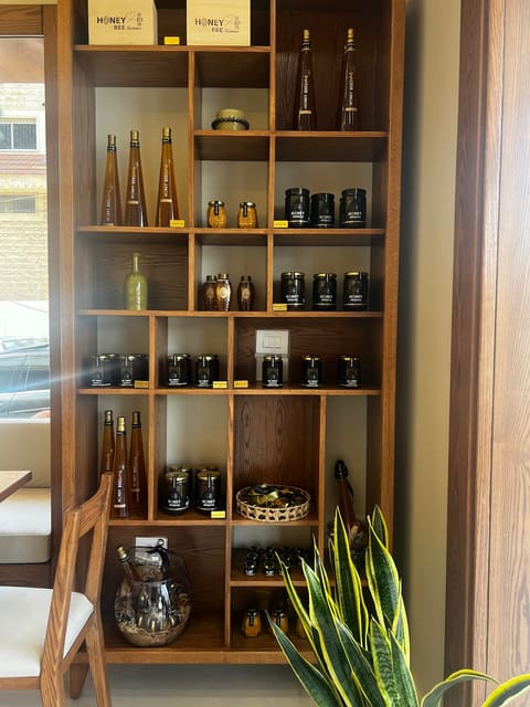 Honey Beelicious — photograph 2