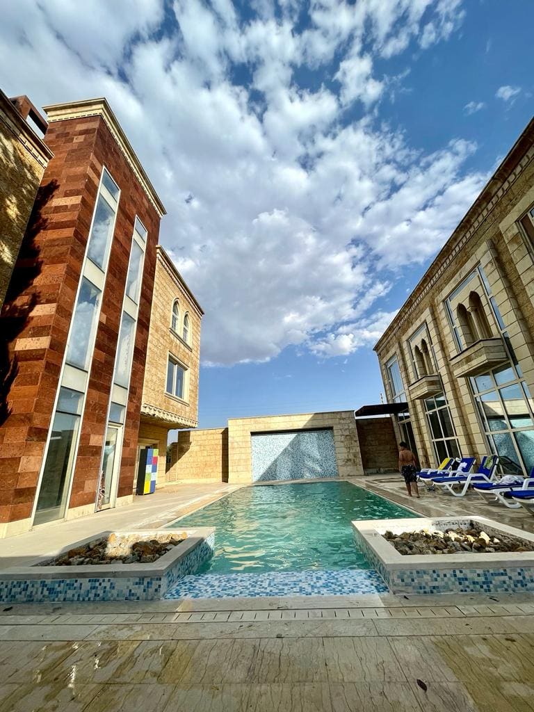 Saray venue