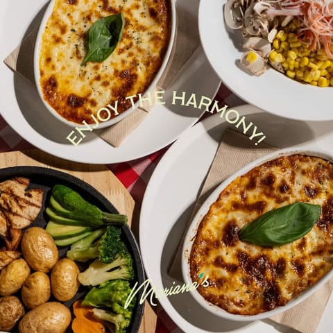 Mariana's — photograph 2