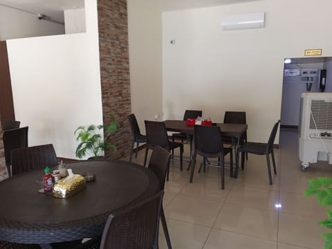 Melhamet w Furn Al Baalbaki — photograph 2