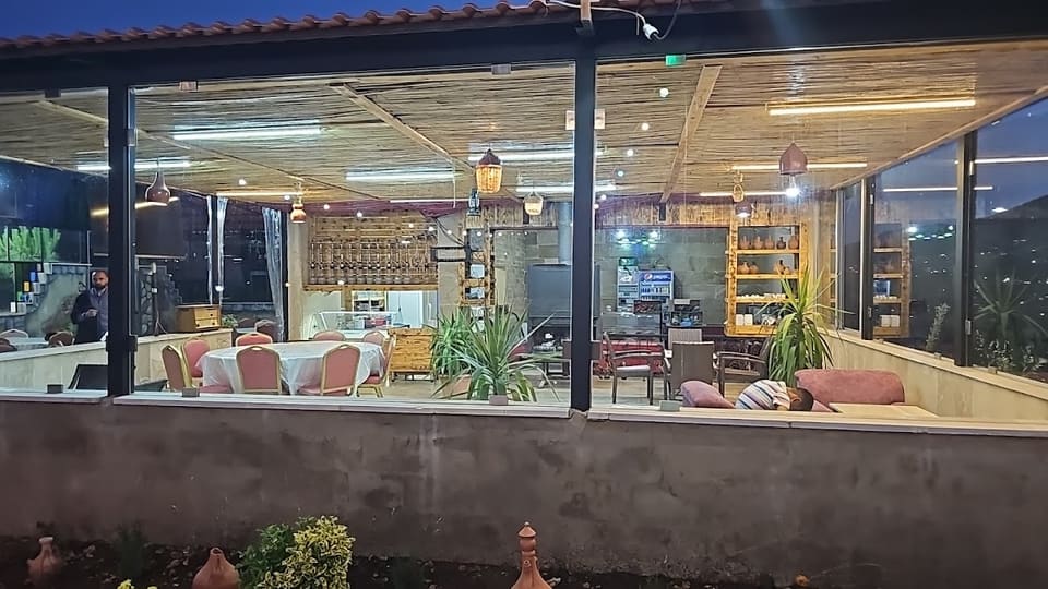 Cafe Mwal