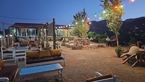 Cafe Mwal — photograph 6