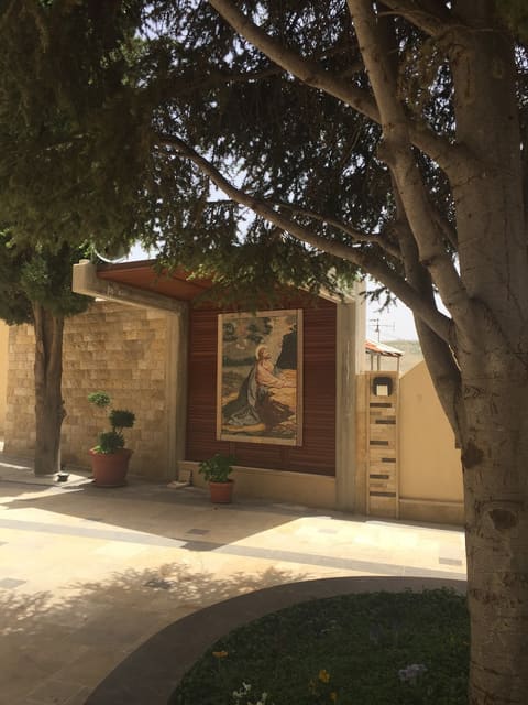 Kaniset Saydet Al Niyah Lil Roum Al Katholik — photograph 3