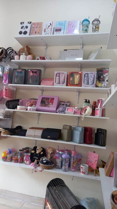 Zawaya gift shop — photograph 3