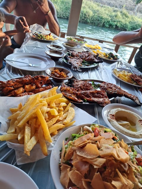 Jannat Al-Assi restaurant — photograph 2