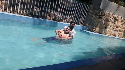 Jazera Al Ferdaws- Restaurant & Rafting-Nahr Assi — photograph 5