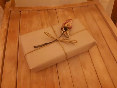 Giftoux souvenirs — photograph 5