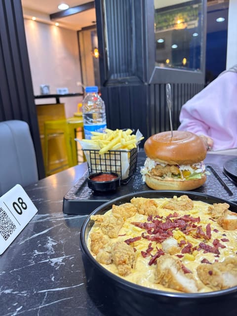 MeetBurger — photograph 3